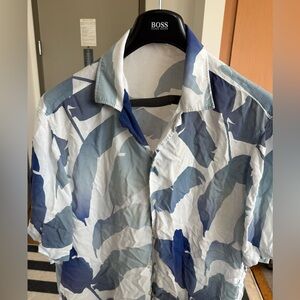 Hugo Boss Blue & White Patterned Shirt
